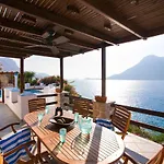 The At Kastelli Bay, Luxury Waterfront *