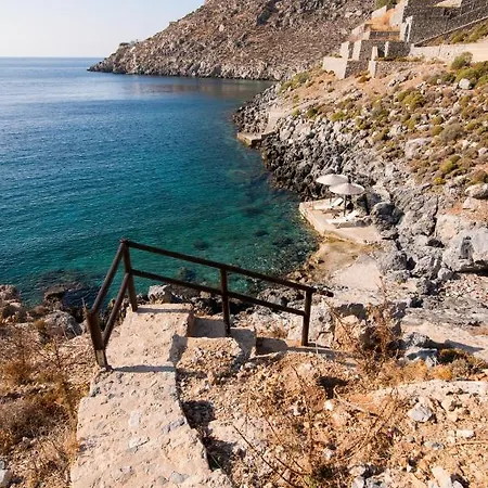 Villa The At Kastelli Bay, Luxury Waterfront Arginonda