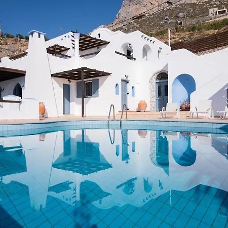 The At Kastelli Bay, Luxury Waterfront