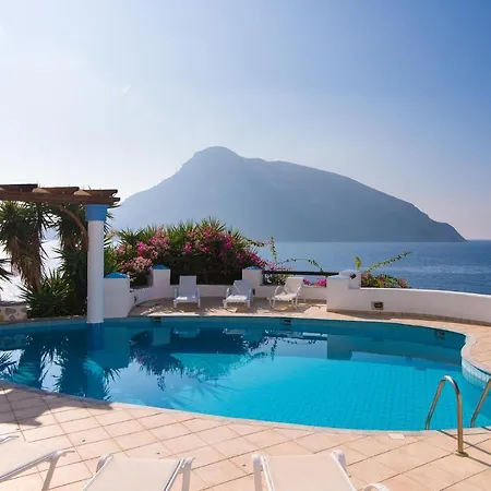 Villa The At Kastelli Bay, Luxury Waterfront Arginonda