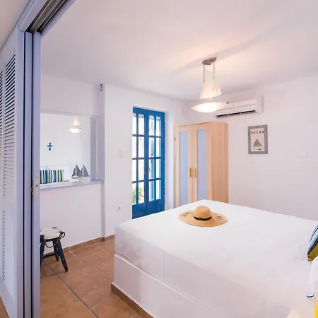 The At Kastelli Bay, Luxury Waterfront