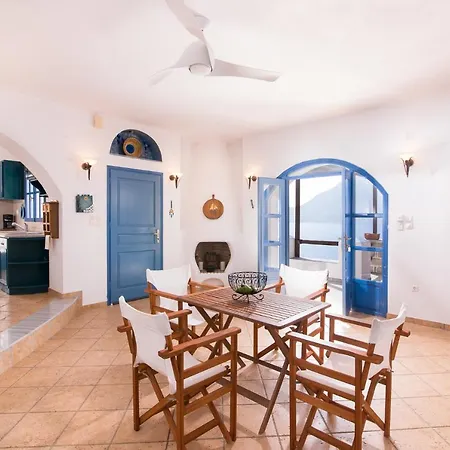 The At Kastelli Bay, Luxury Waterfront *