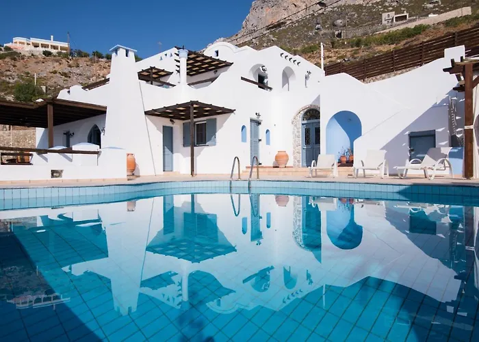 The At Kastelli Bay, Luxury Waterfront