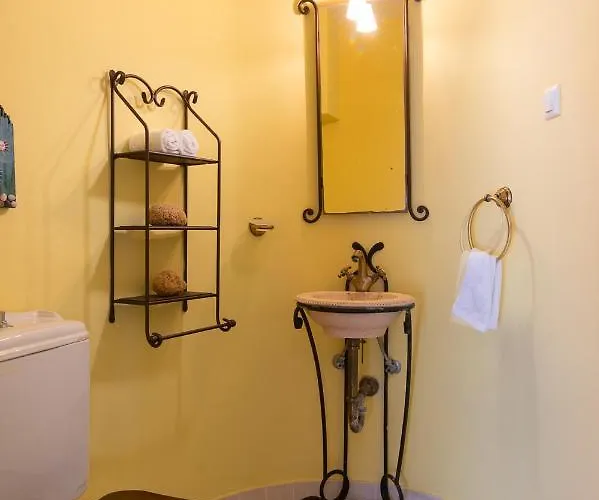 The At Kastelli Bay, Luxury Waterfront Arginonda