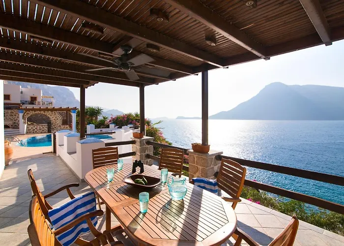 The At Kastelli Bay, Luxury Waterfront *